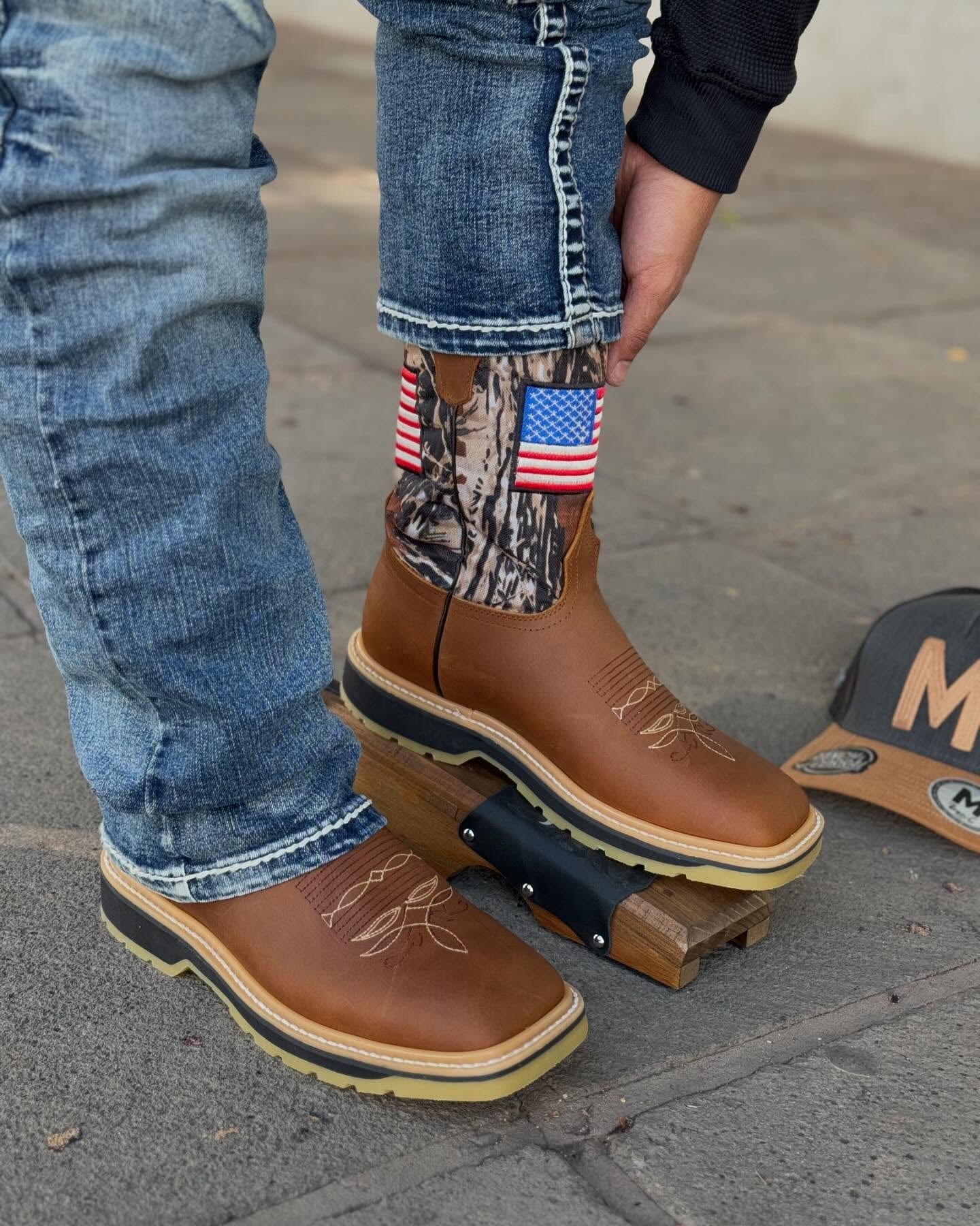 Classic Embroidered Cowboy Boots(Buy 2 Free Shipping✔️)