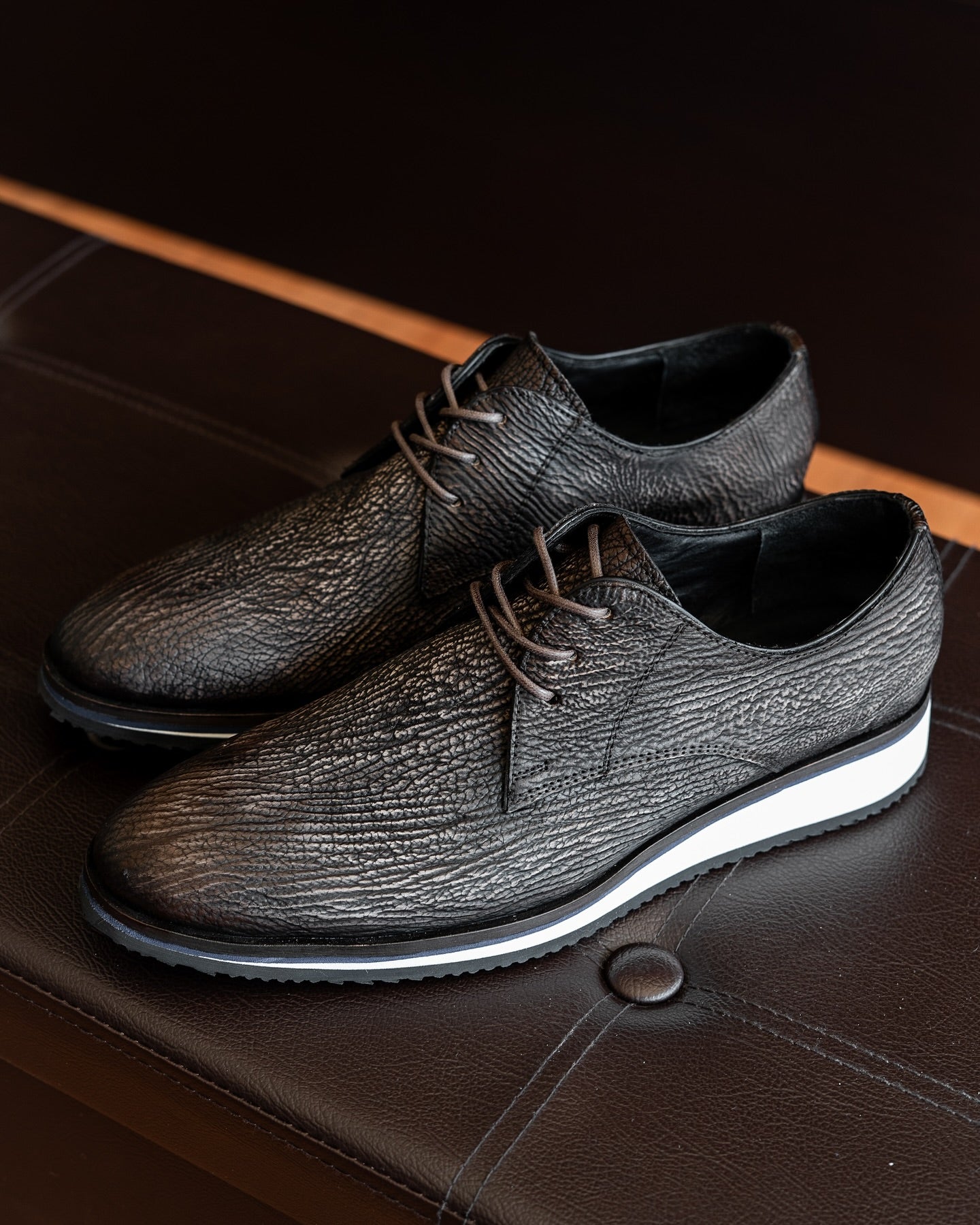 BROWN SHARK ANTONI SNEAKER