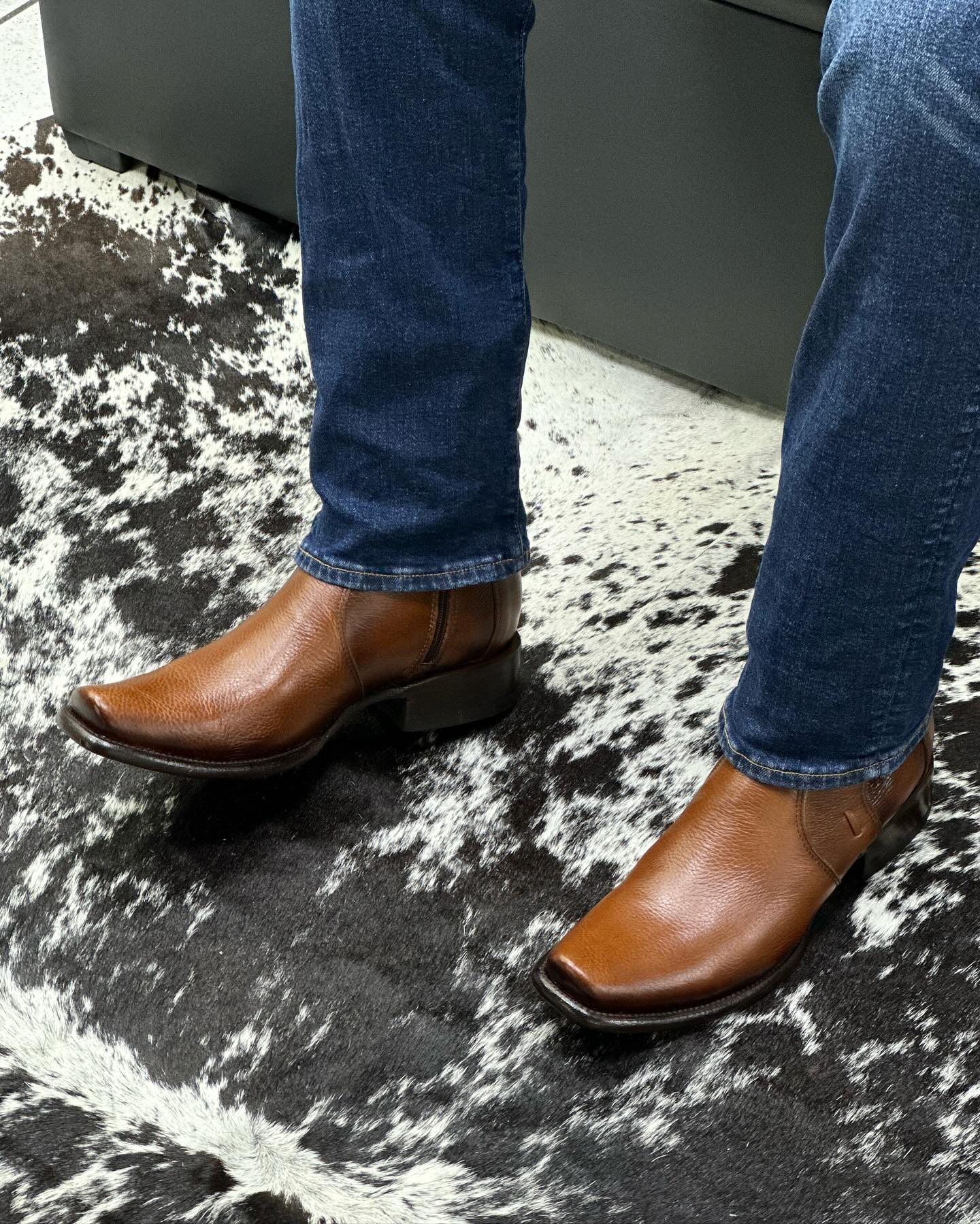 Vintage Texted Knight Boots