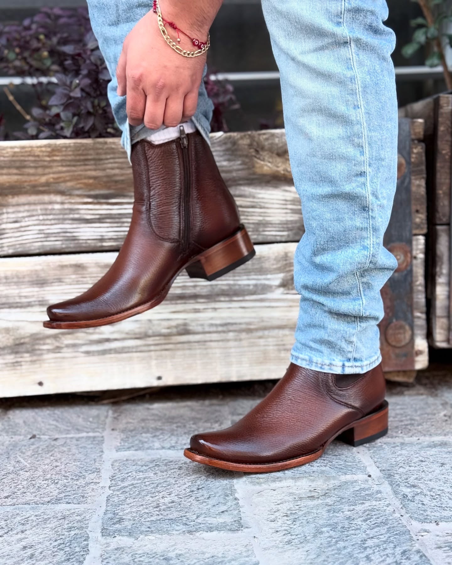 Vintage Texted Knight Boots