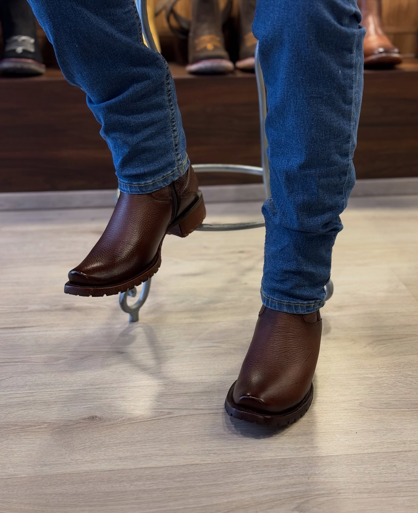 Vintage Textured Men's Leather Boots