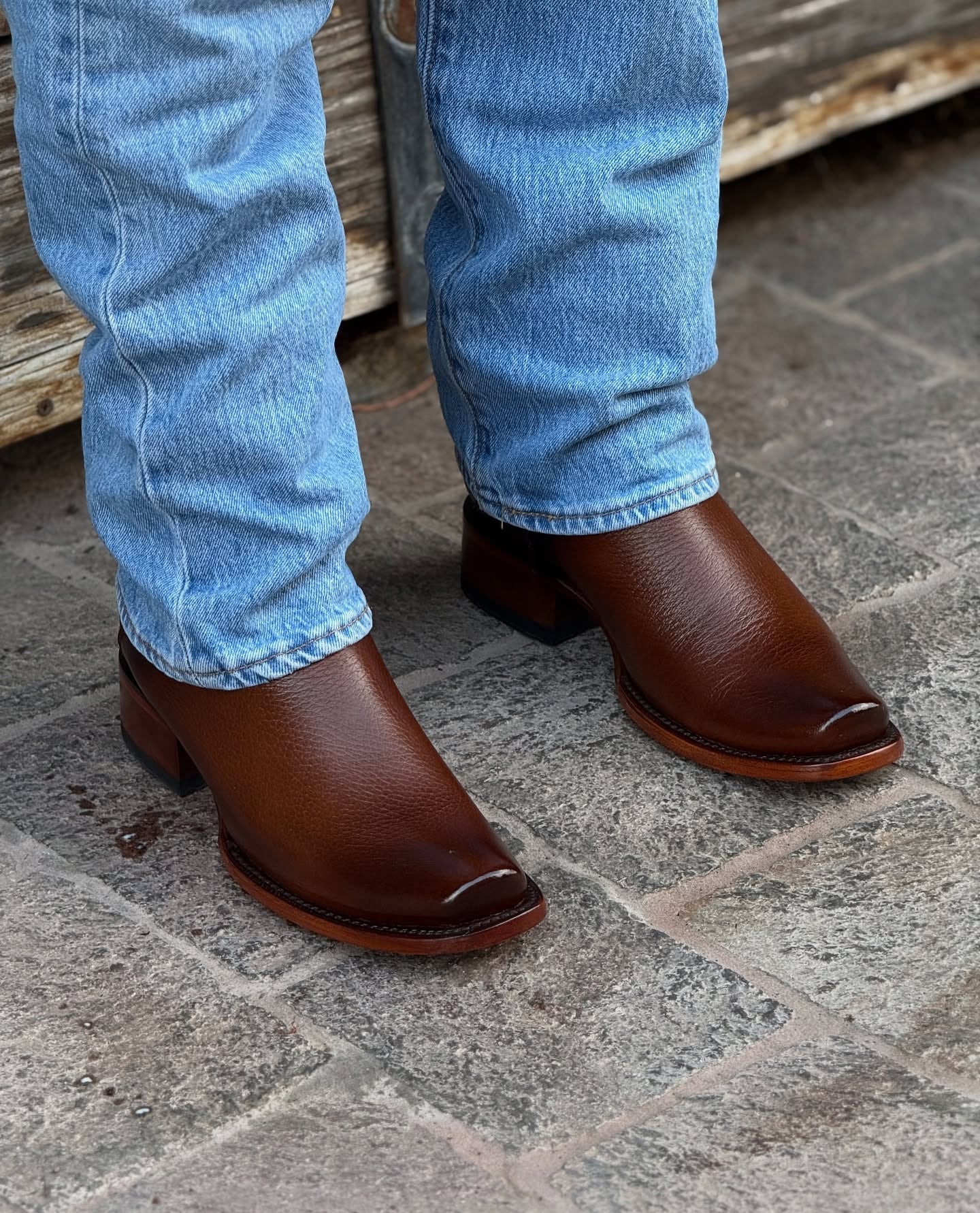 Vintage Textured Men's Leather Boots