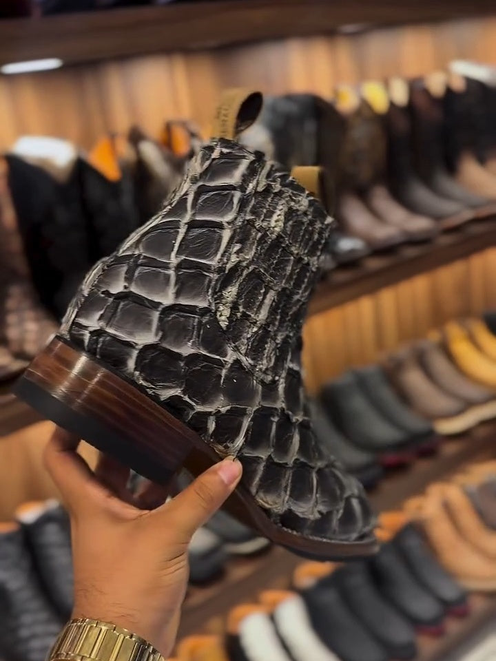 Waffle Mesh Boots