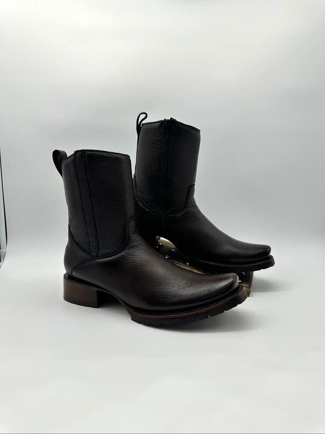 Original Design Cowhide Cowboy Boots