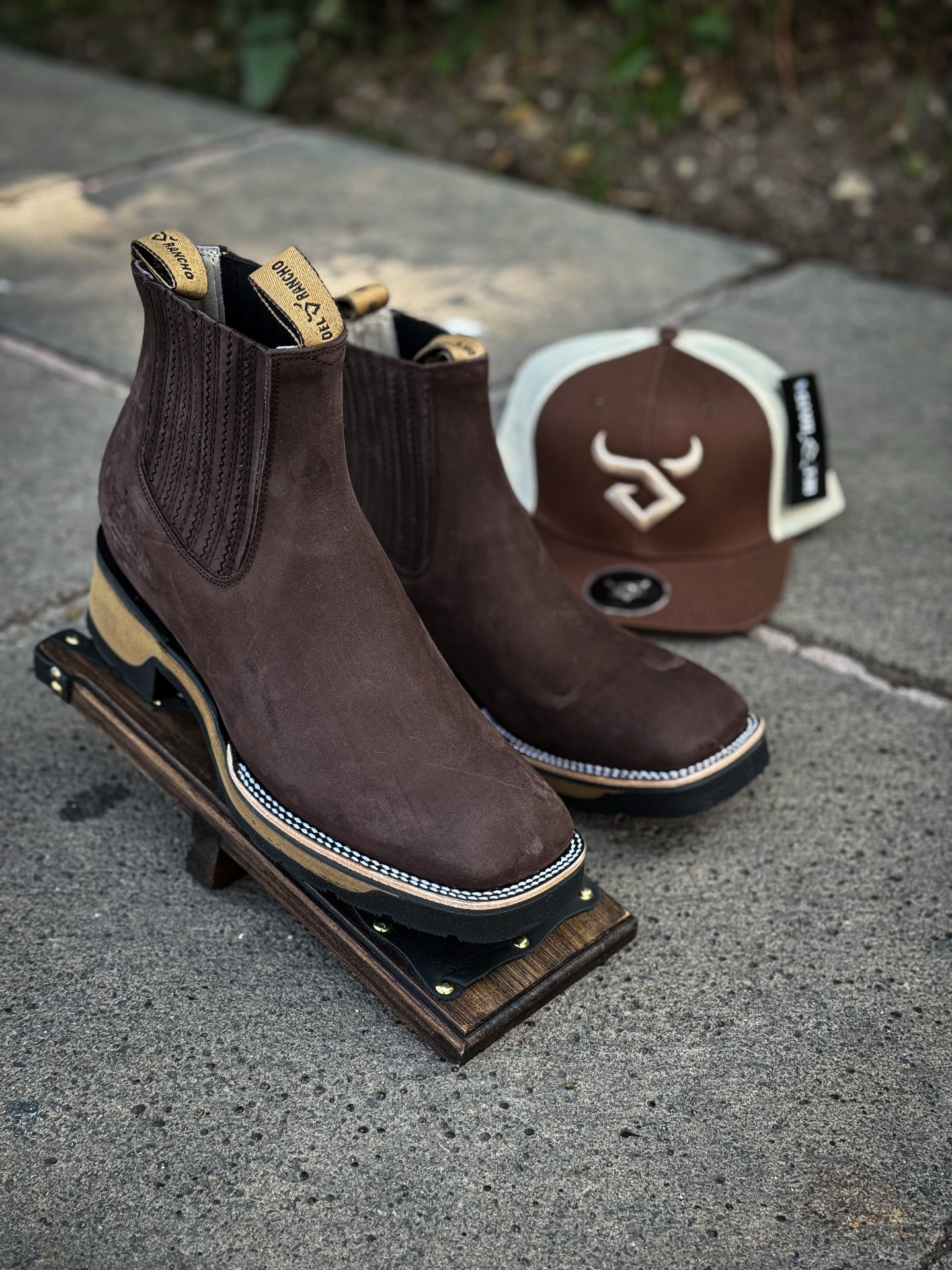 Classic Vintage Wide Leather Boots With Low Heel