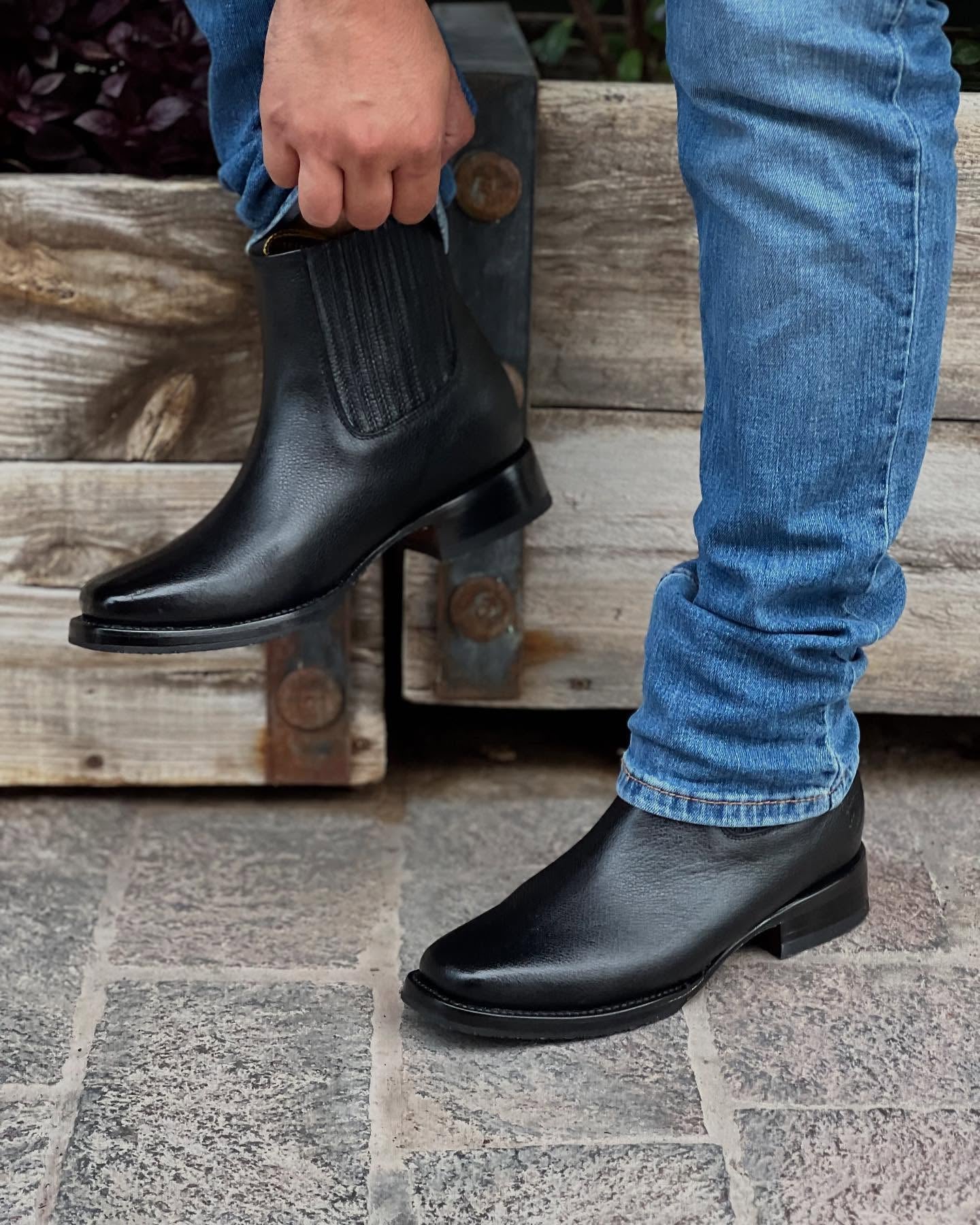 New Handmade Cowhide Boots