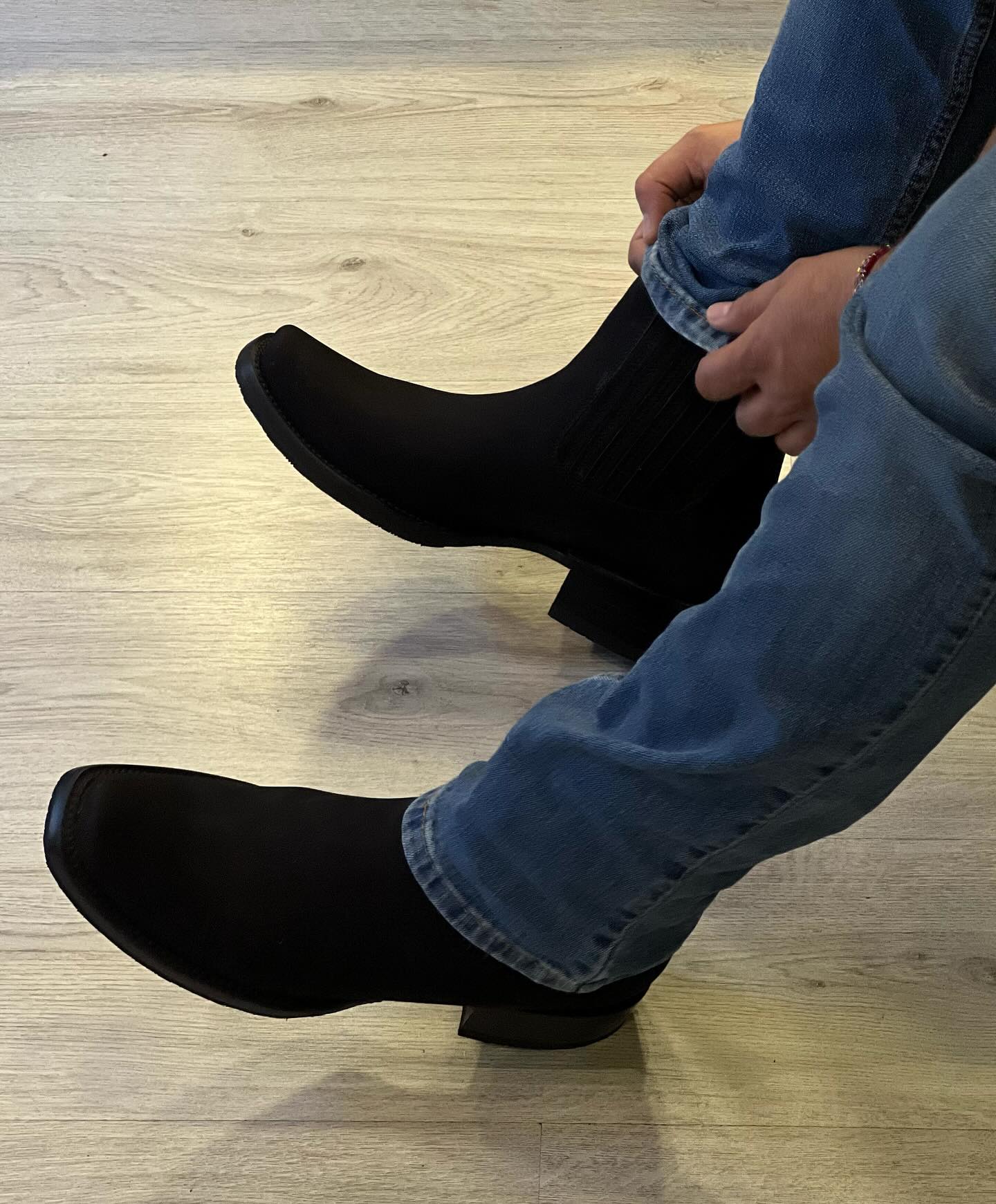 Original Design Cowhide Cowboy Boots