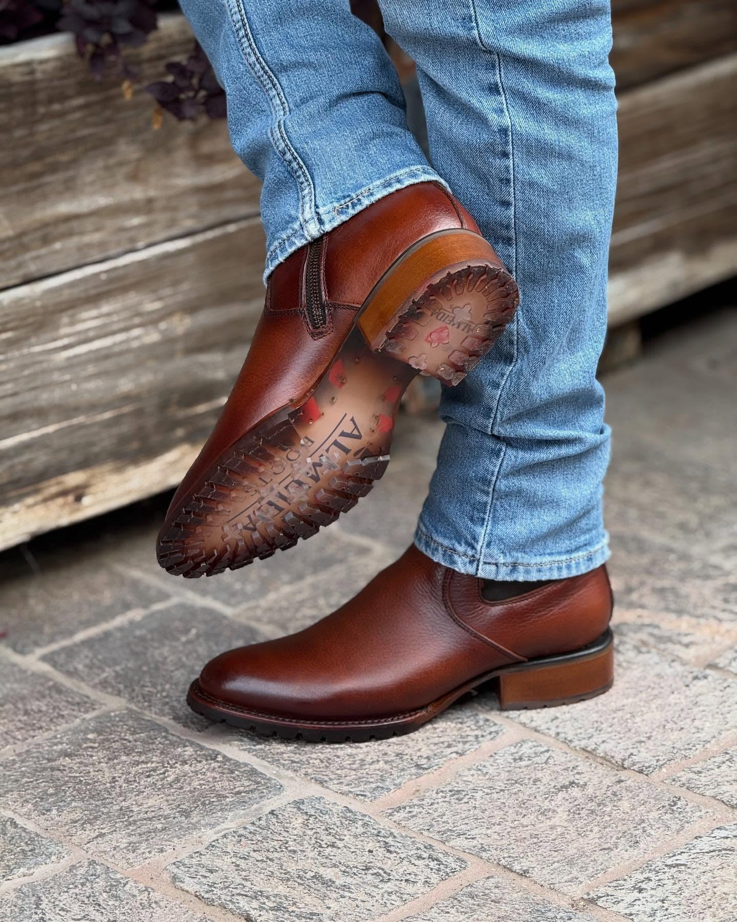 Bulldog Tobacco Boots
