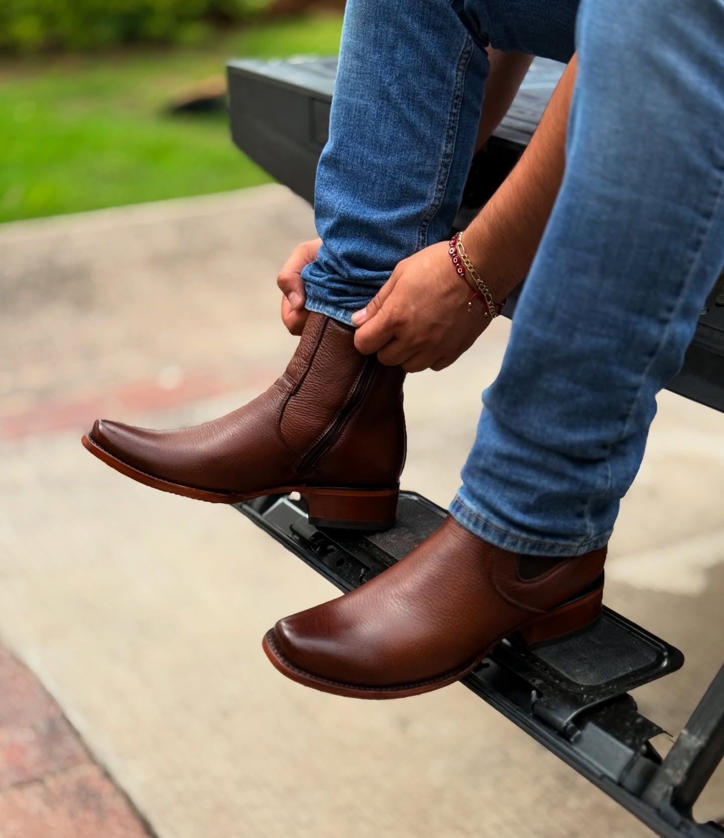Handmade Square Toe Cowhide Boots