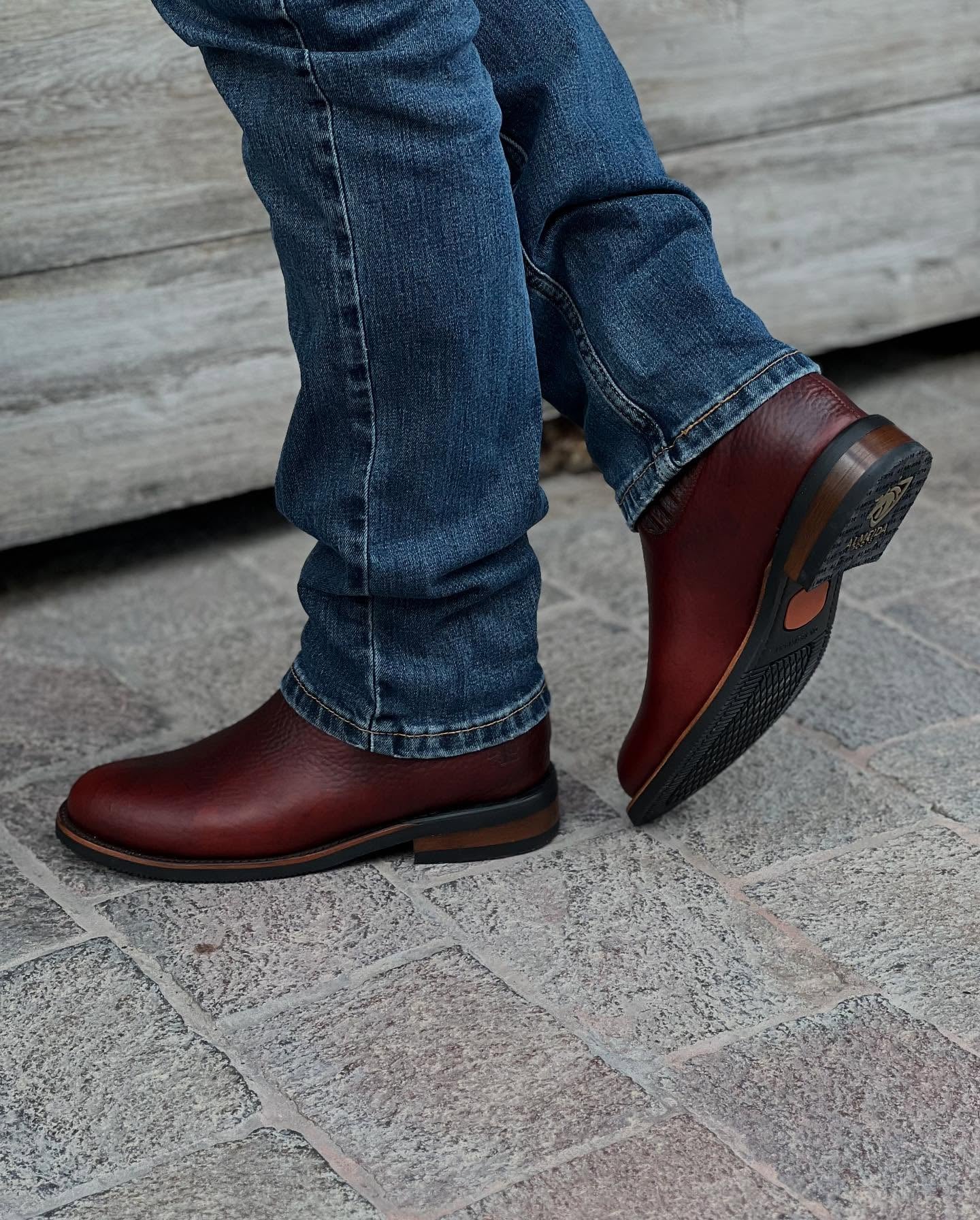 Handmade Scratch Resistant Cowhide Boots