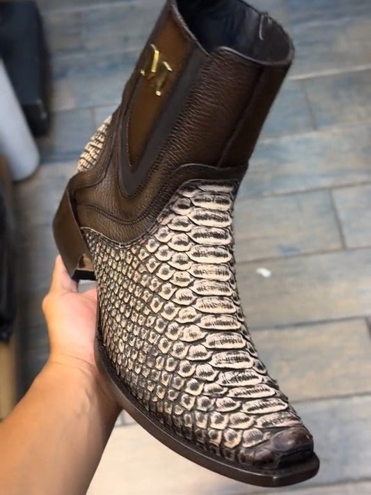 Retro Crocodile Leather Letter Boots