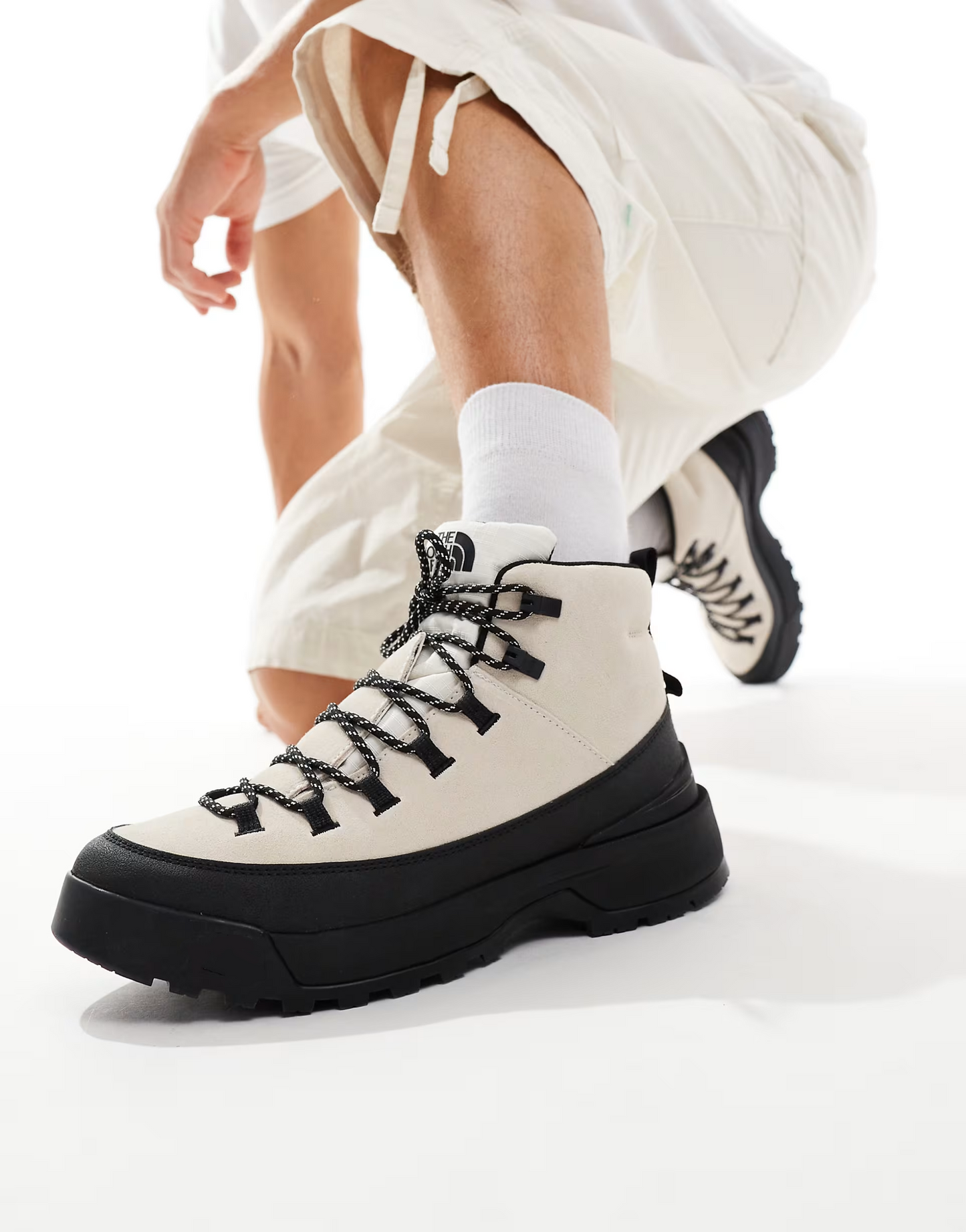 Urban Boots In Off White And Black