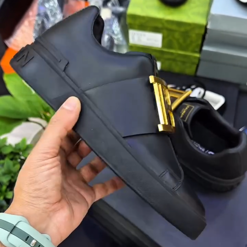 Men's Black Classic Casual Sneakers