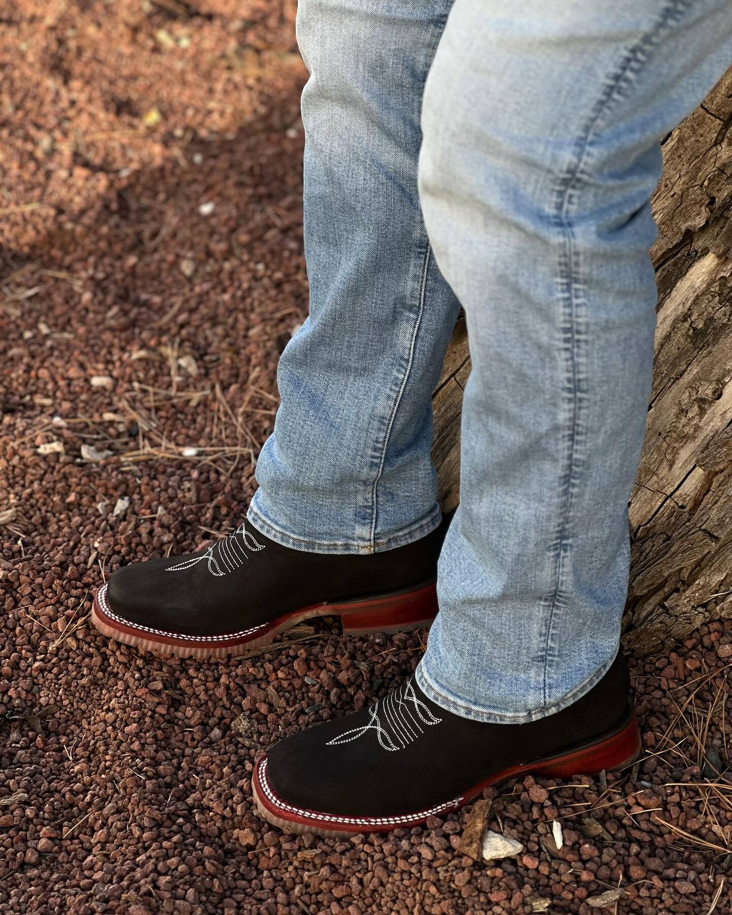 Hand Embroidered Men's Ostrich Square Head Boots