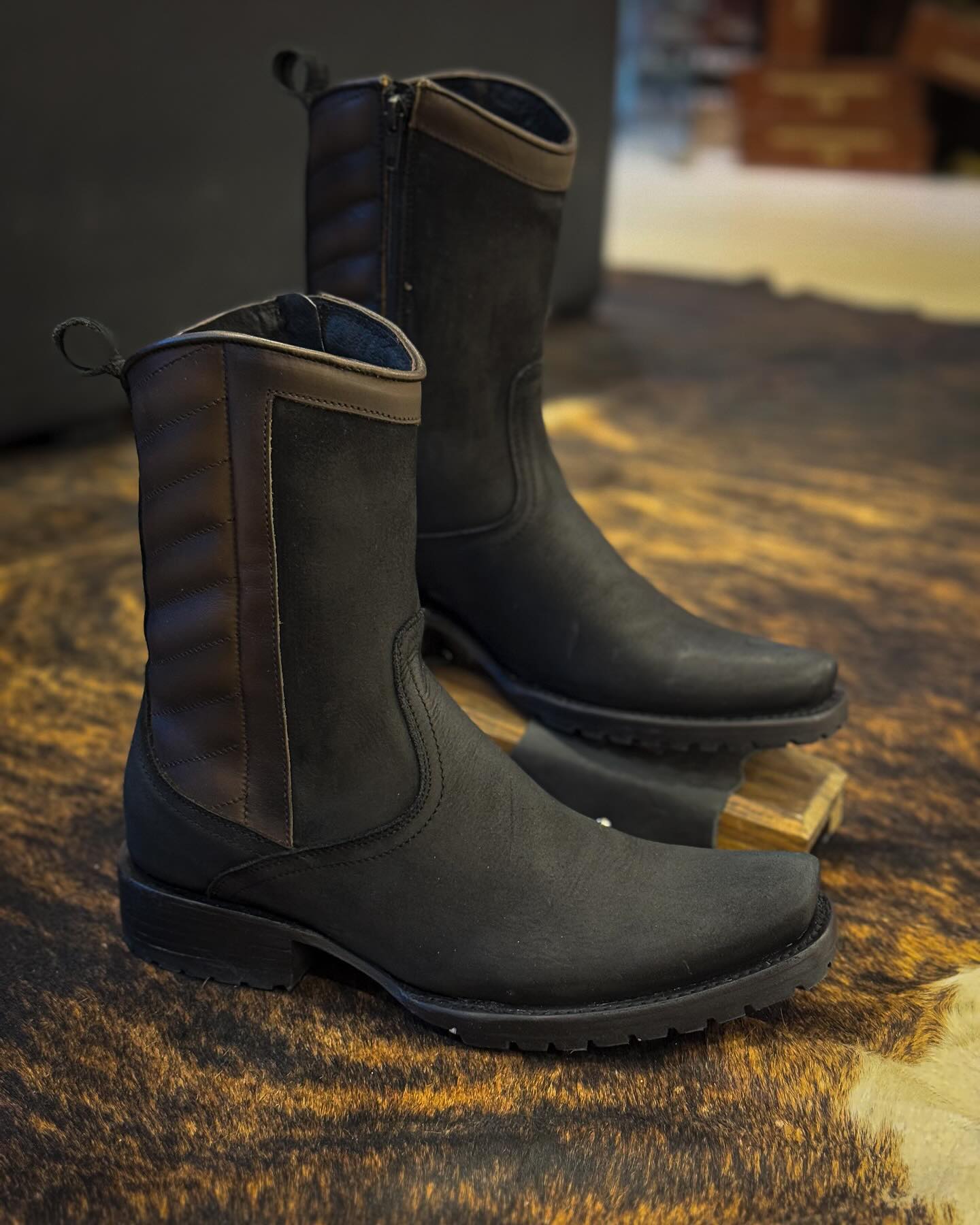 Italian Handmade Cowhide Knight Boots