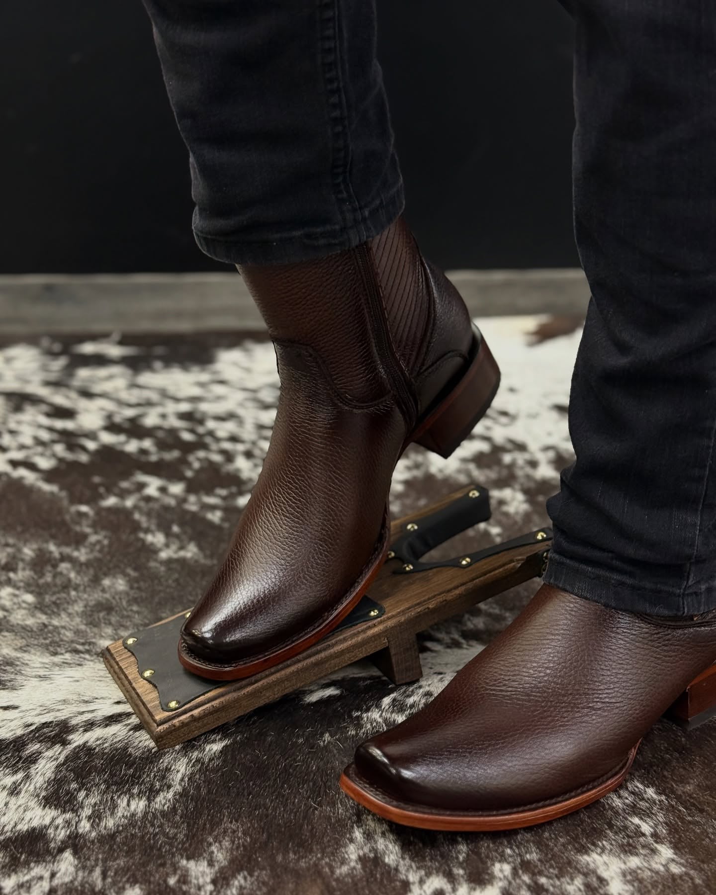 Original Design Cowhide Cowboy Boots