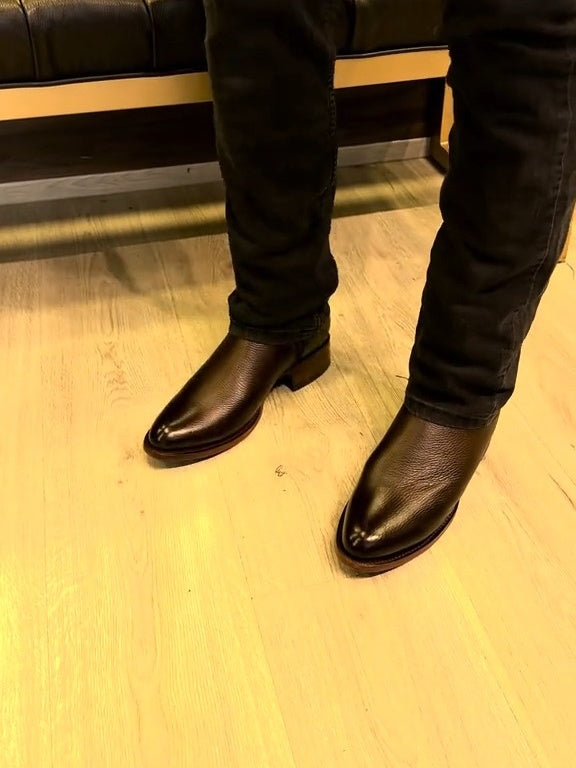 New Pointed Toe Printed Cowhide Boots