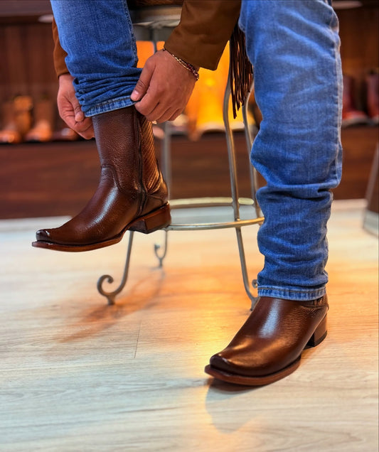 Bulldog Tobacco Boots